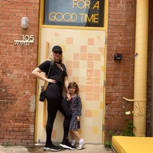 Meet your Posher, Jasmine